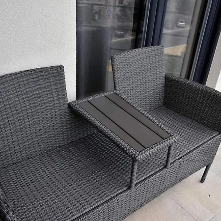 Apartman Ferona Novi Sad Exterior foto