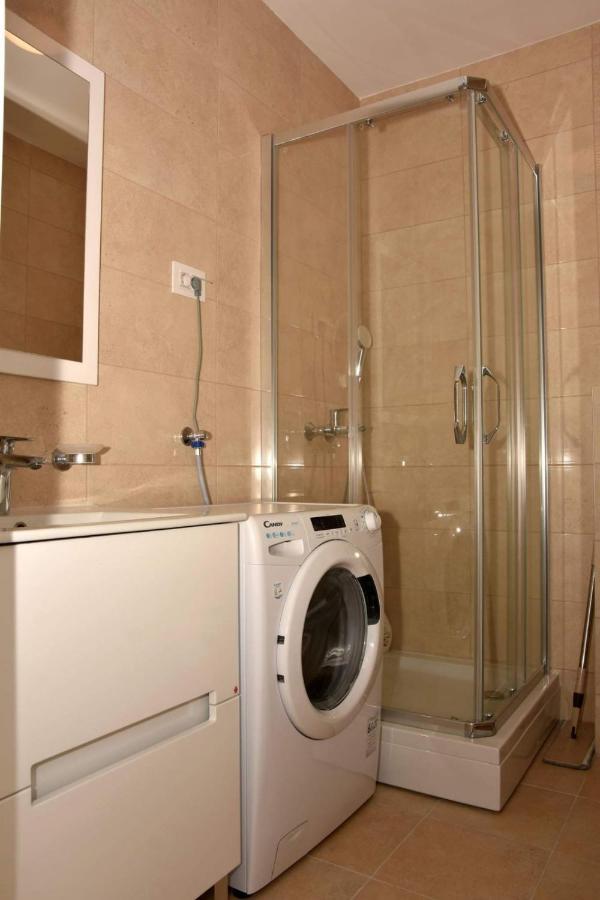 Ferona Apartment *